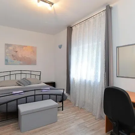 Apartment Apartments Valbandon 1008 *