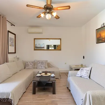 Apartments Valbandon 1008 Fazana