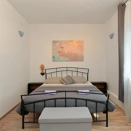 Apartment Apartments Valbandon 1008 Fazana