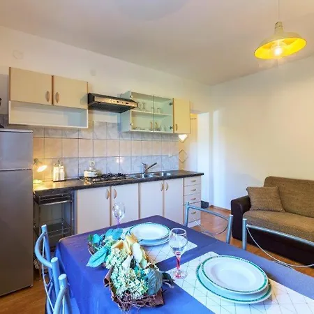 Apartamento Valbandon 1008 *